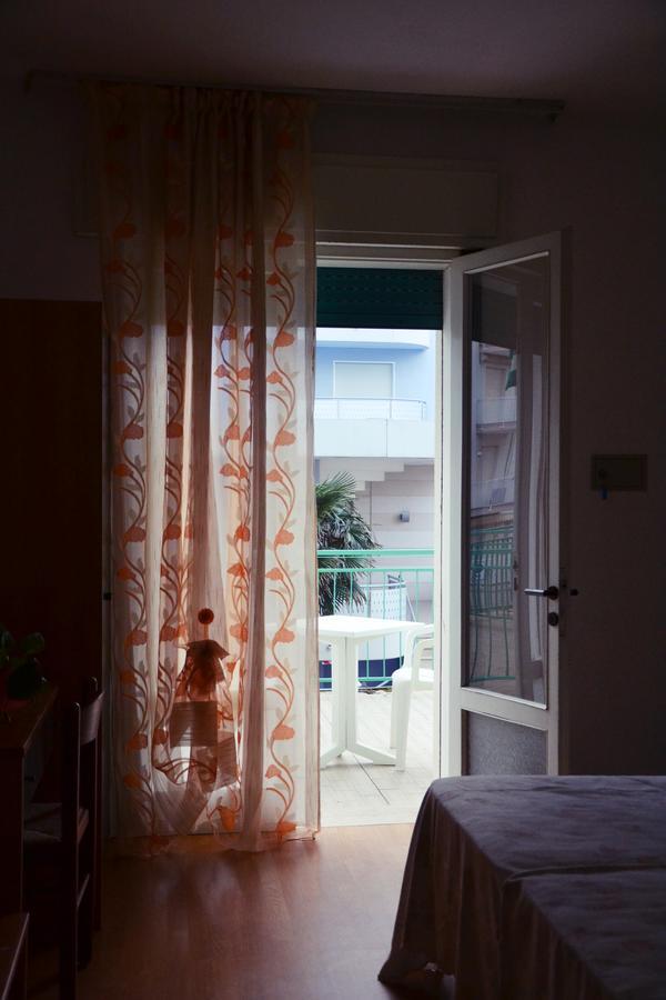 Hotel Rex Lido di Jesolo Esterno foto