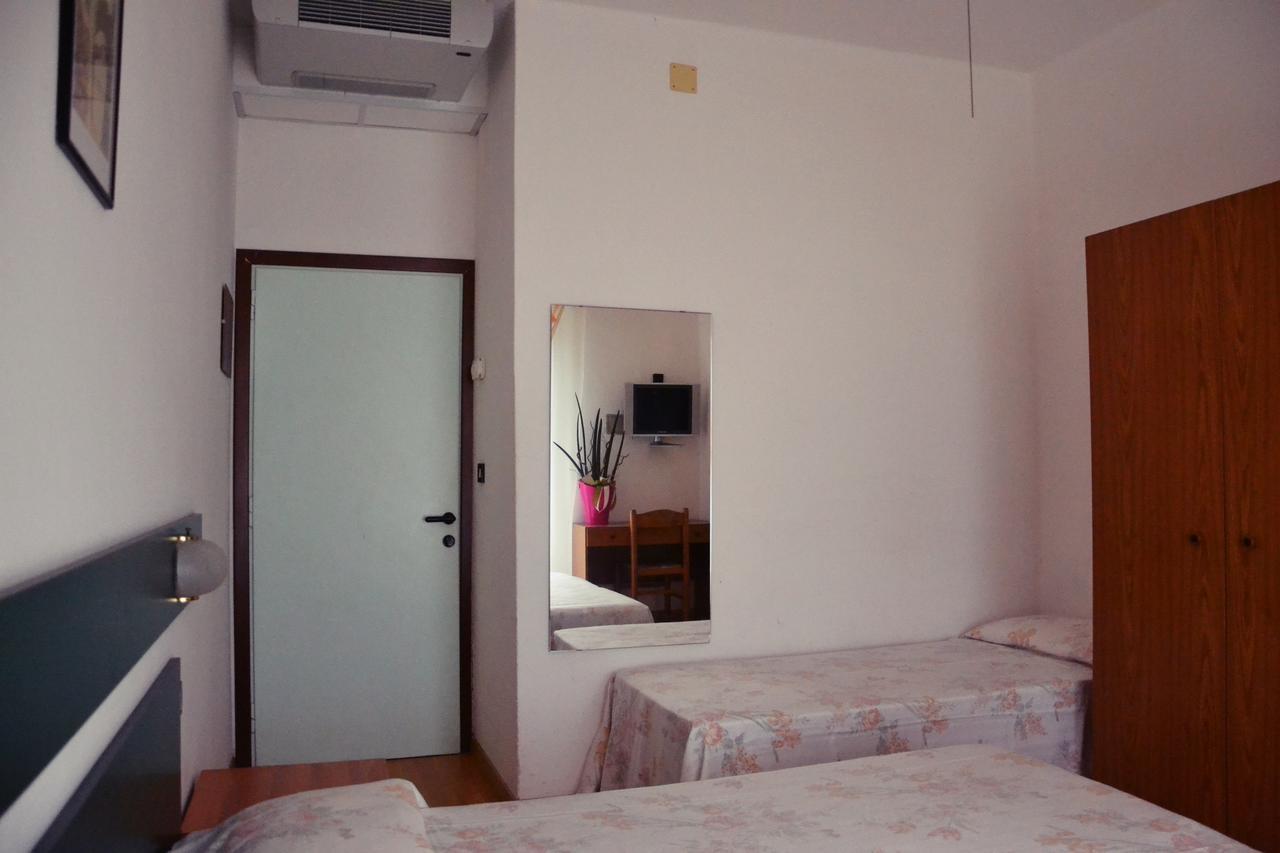 Hotel Rex Lido di Jesolo Esterno foto